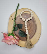 Load image into Gallery viewer, Farmhouse Wood Bead Garland
